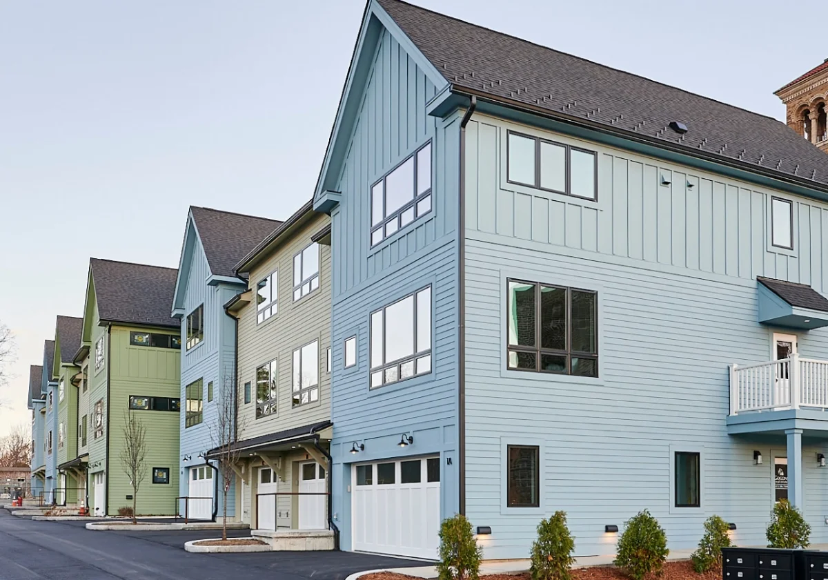 Hawley Manor condominiums